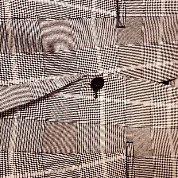 NWT Banana Republic Women’s Black and White Plaid Blazer - Picture 6 of 6